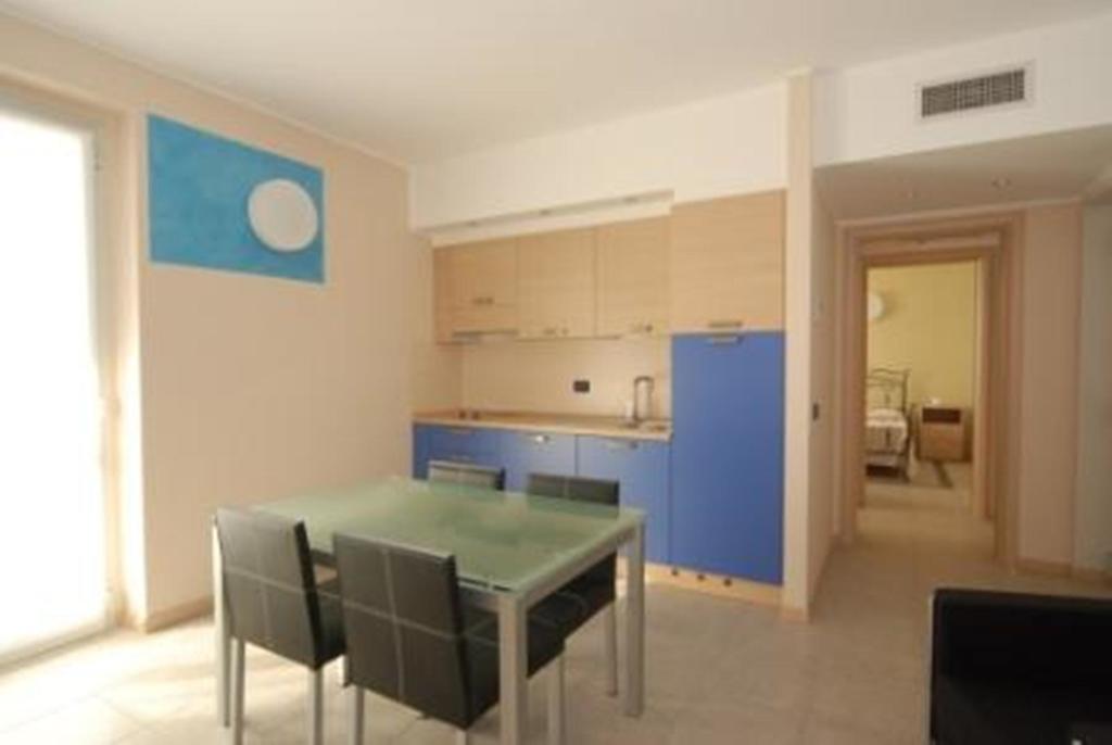 Residence & Suites Solaf Bonate di Sopra Pokoj fotografie